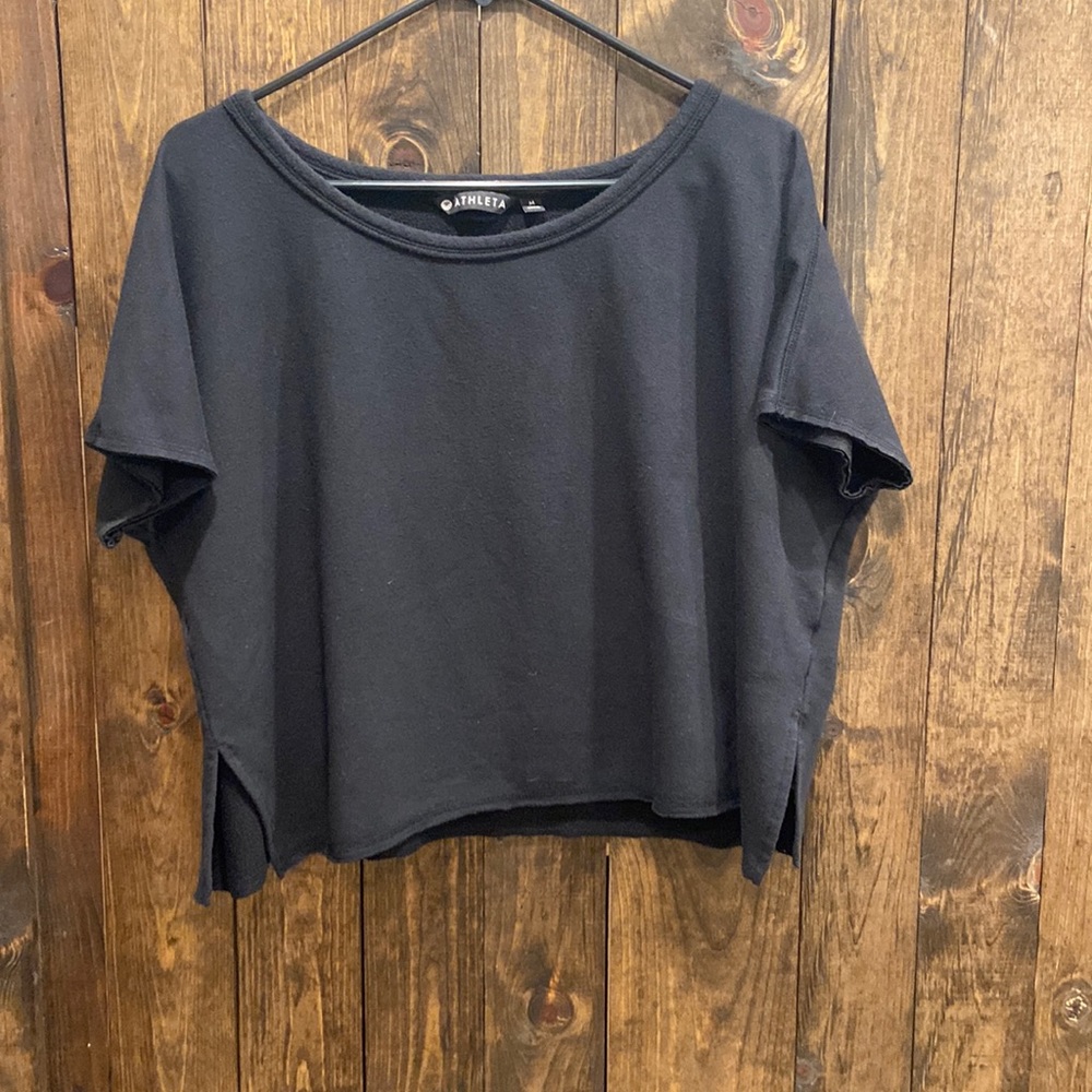 Athleta (M) oversized cropped top